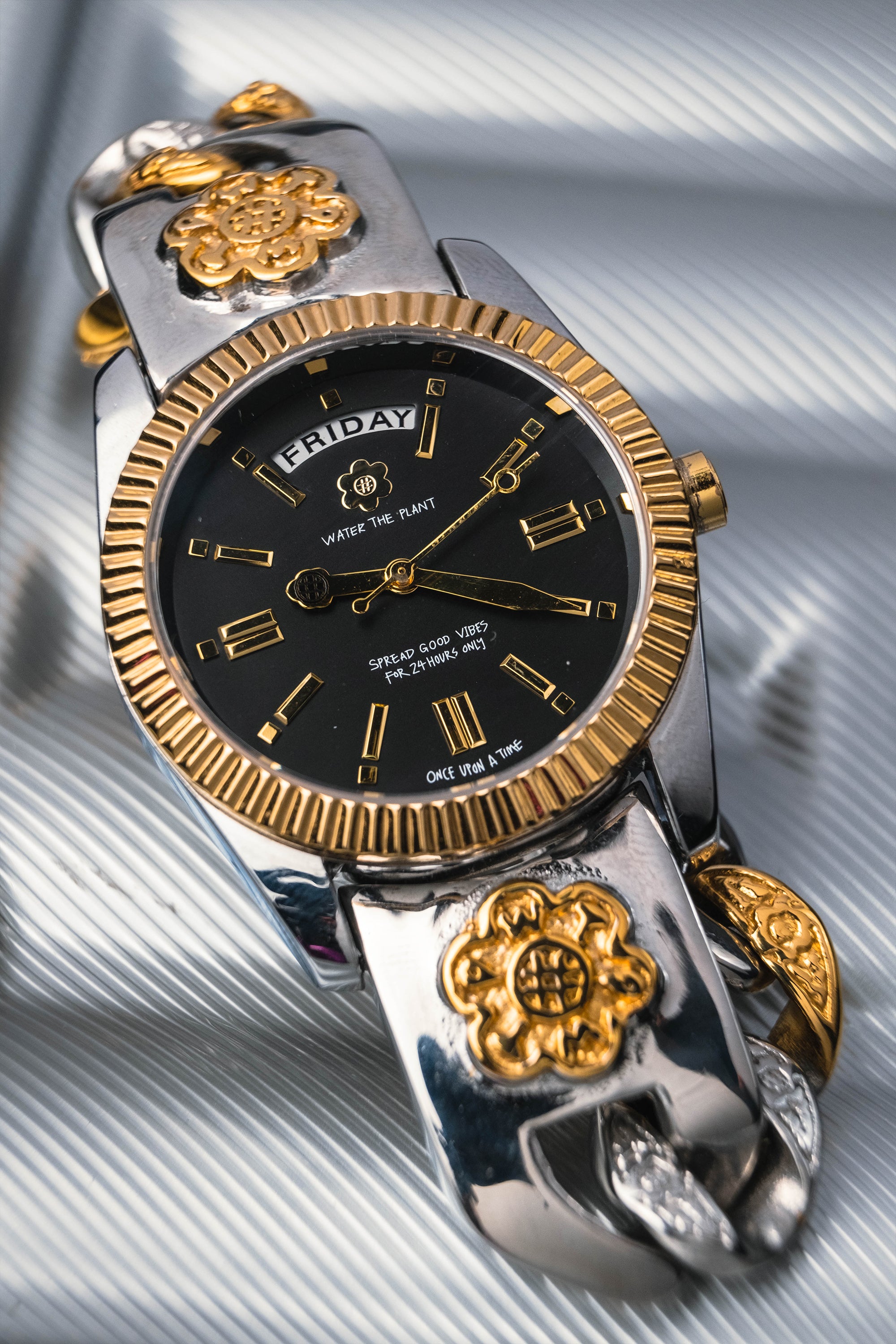 "EQUINOX" Quality Time Watch | Noir Royale