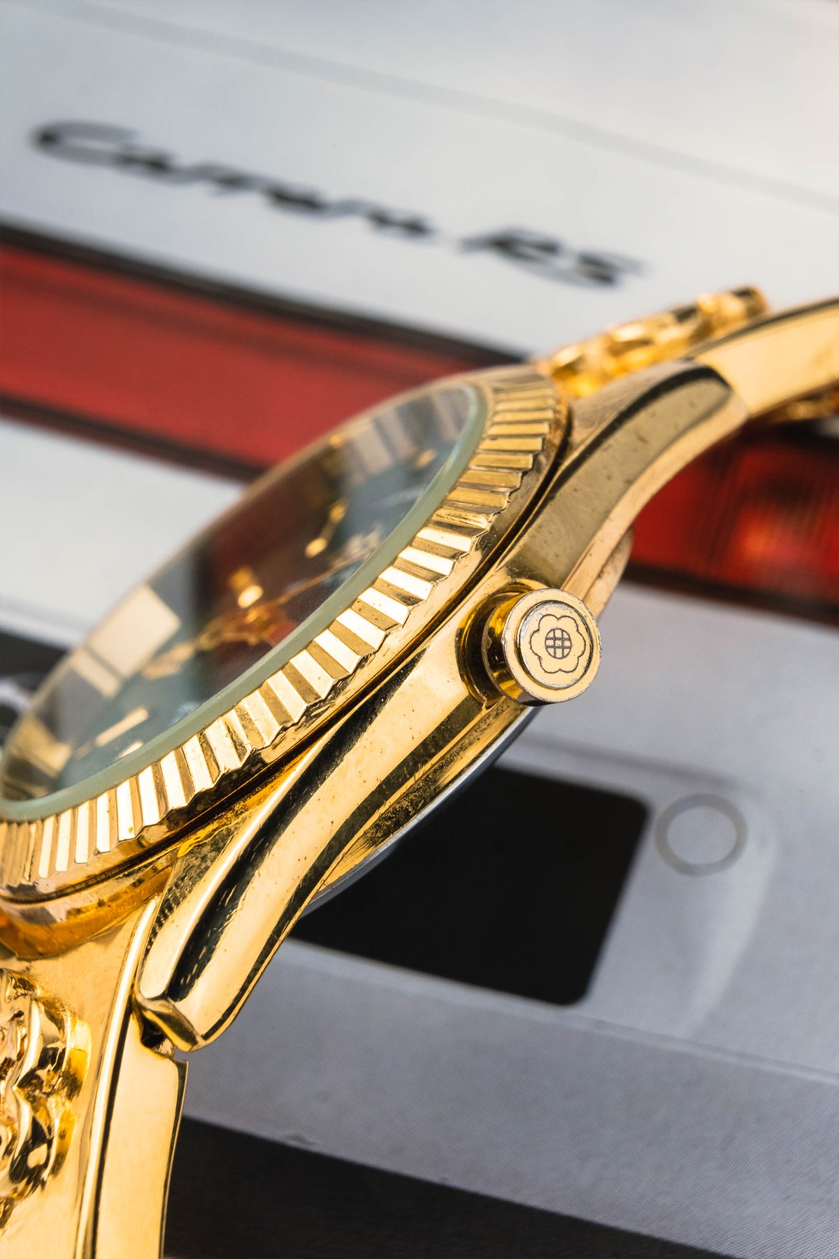 "SOLANA" Quality Time Watch | Verdant Gold