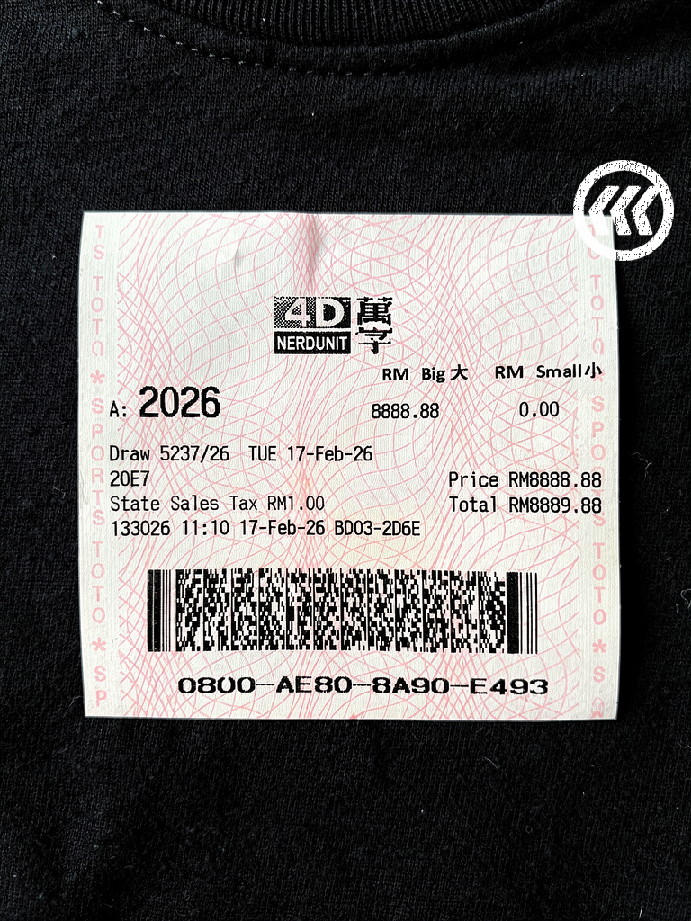 "Lucky 4D" Tee | Black