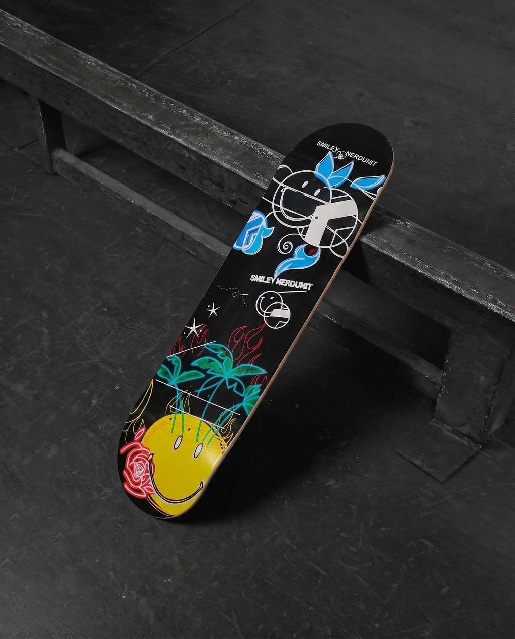 NU x Smiley® MASTERPIECE SKATE DECK C | BLACK YELLOW