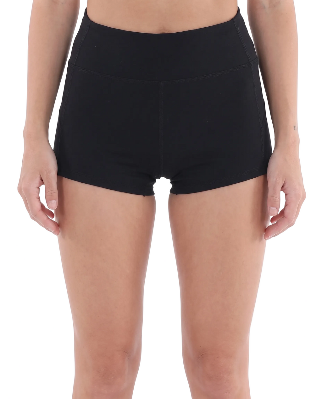 Cora Shorts | Black
