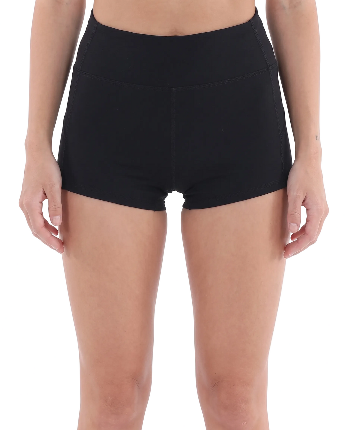 Cora Shorts | Black