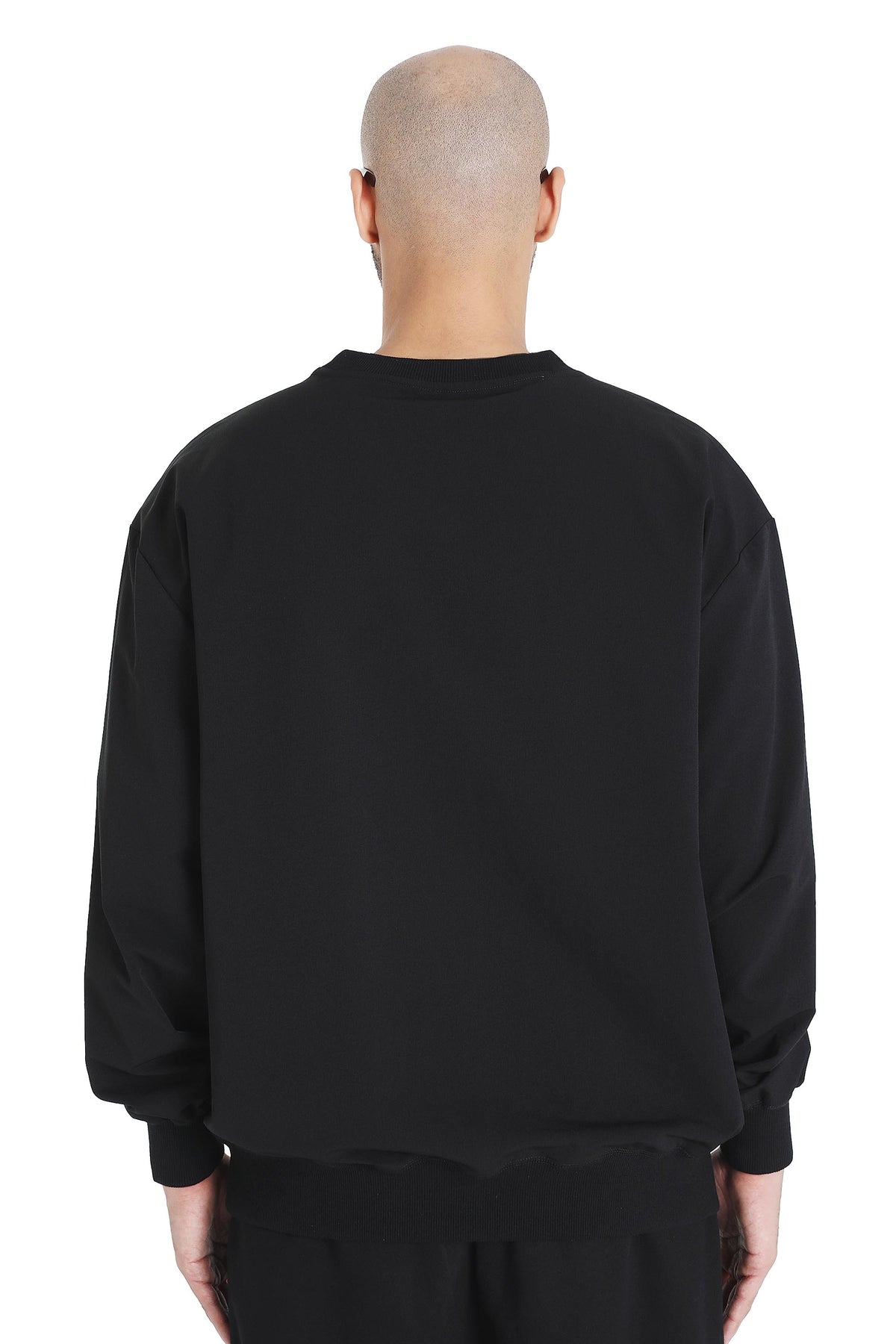 ESSENTIAL SWEATER | BLACK