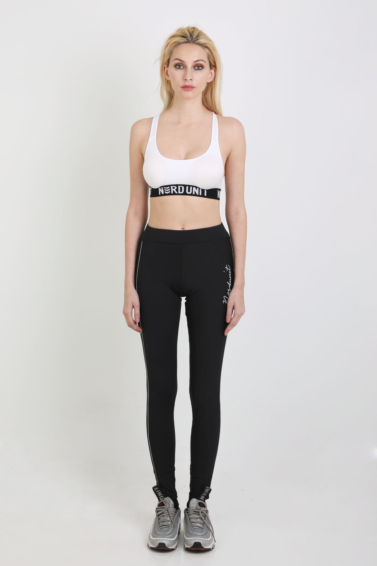 WHISTLES REFLECTIVE LEGGING | BLACK