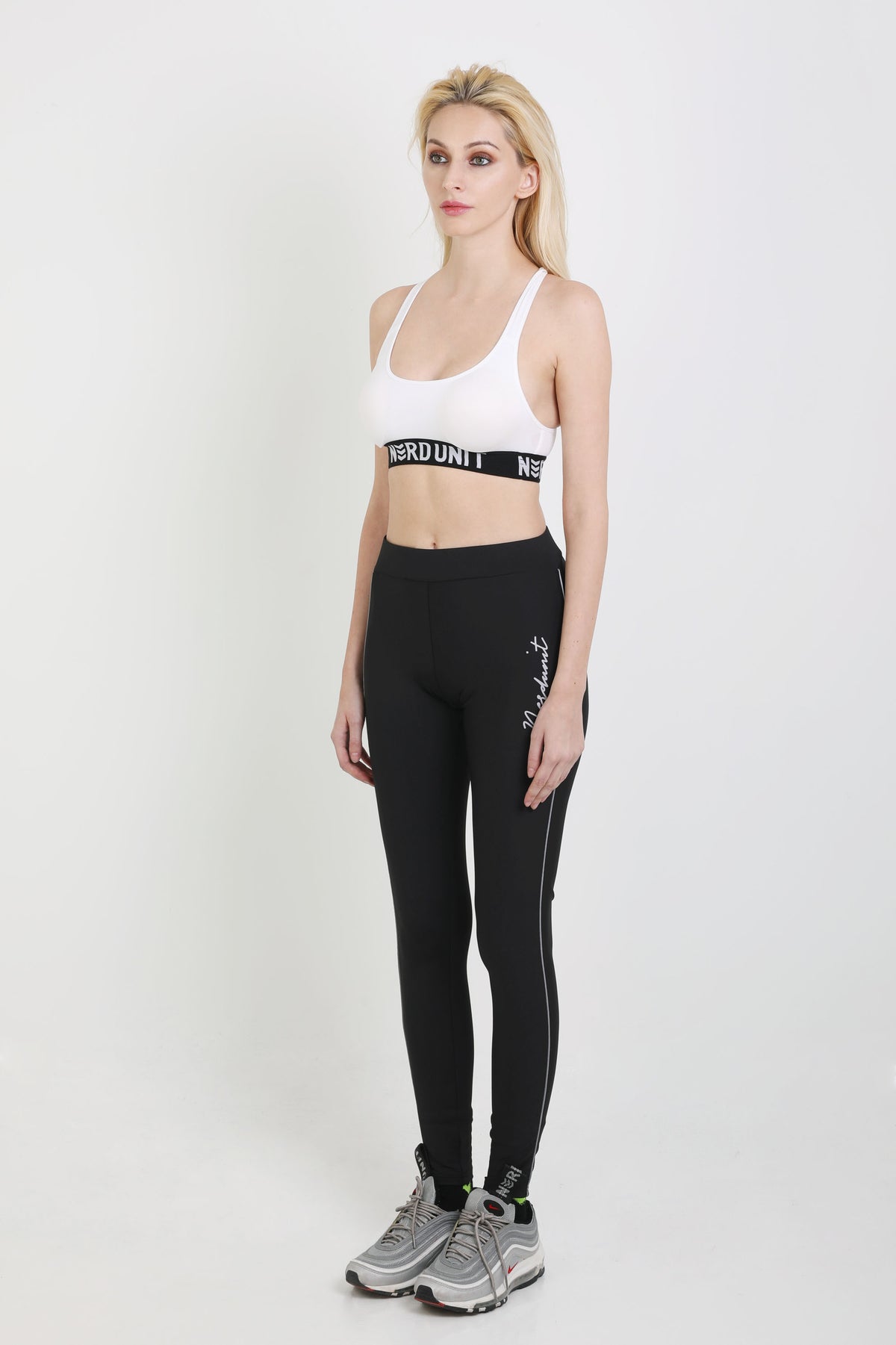 WHISTLES REFLECTIVE LEGGING | BLACK