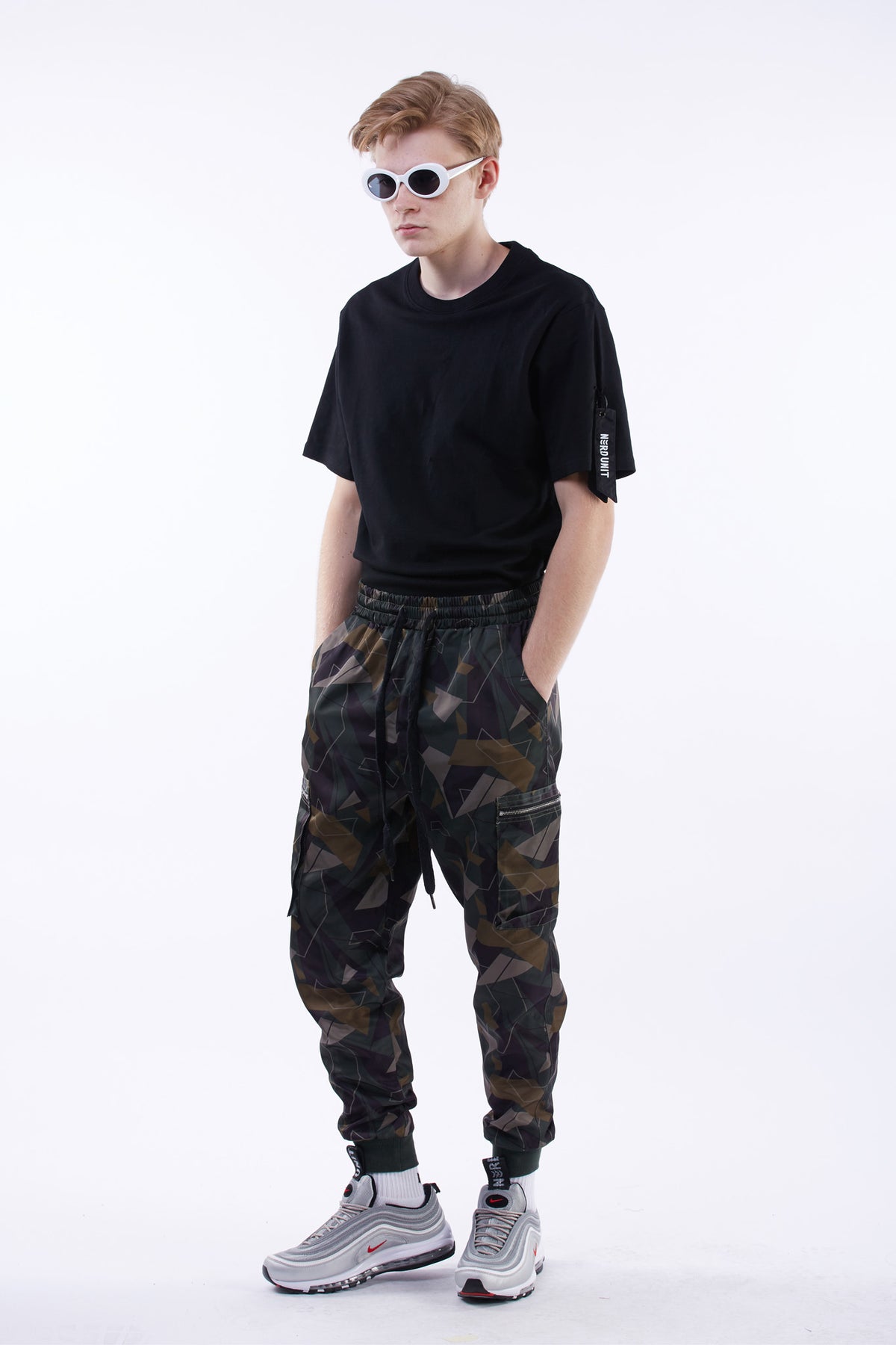 GREEN CAMO CARGO PANTS | GREEN