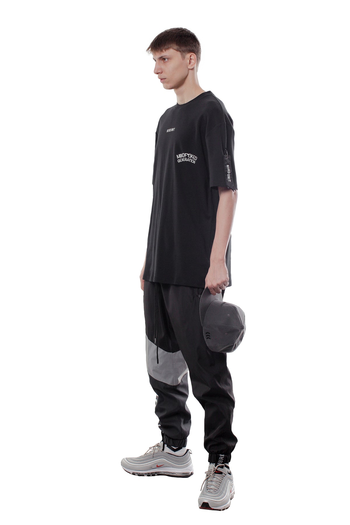 WHISPER TEE | BLACK