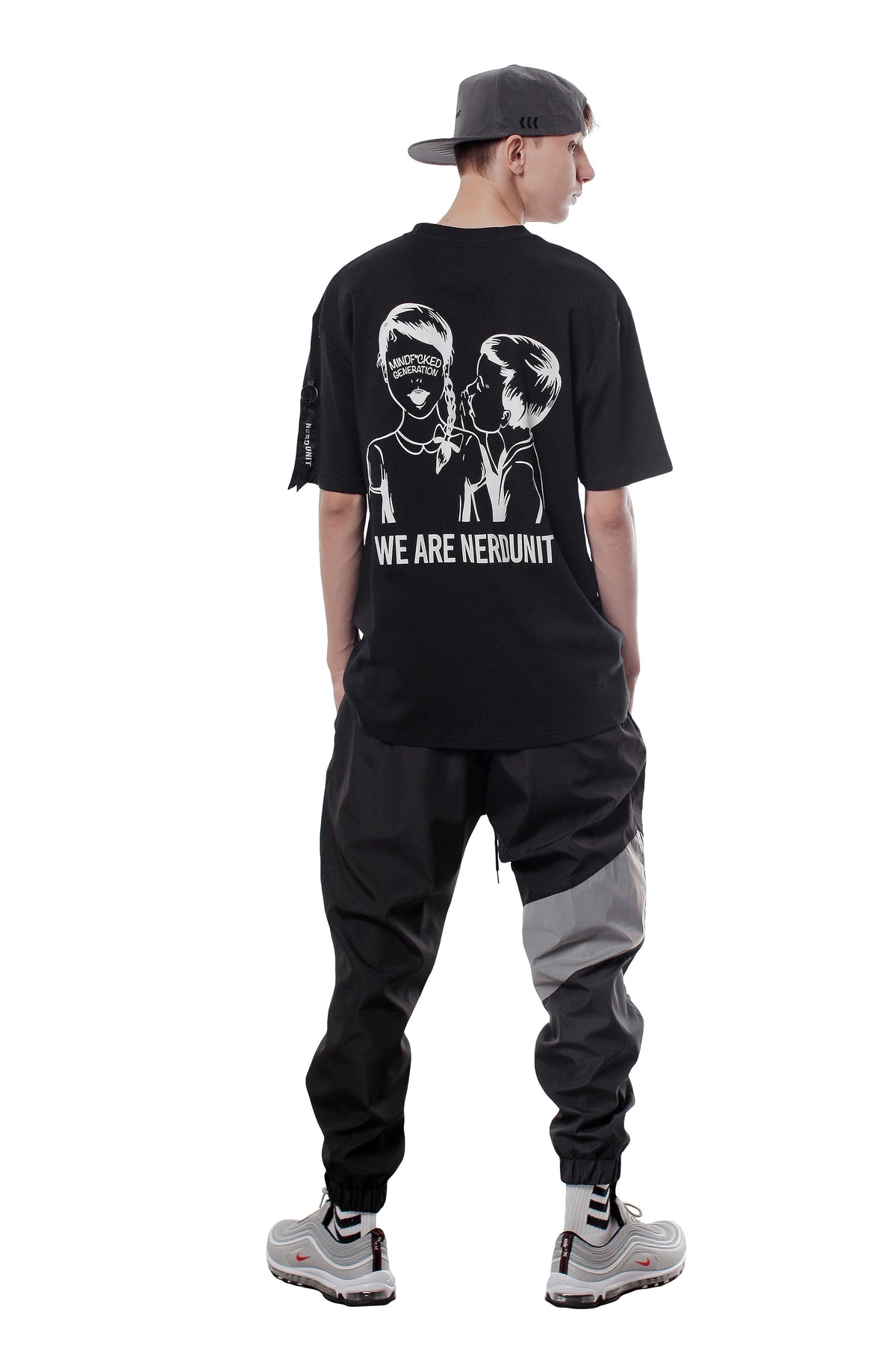 WHISPER TEE | BLACK