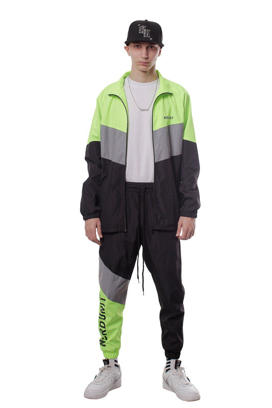 EMBLEM REFLECTIVE WINDBREAKER JACKET | NEON GREEN