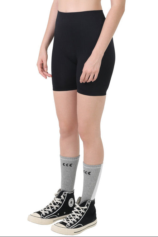 Cadie Shorts | Black